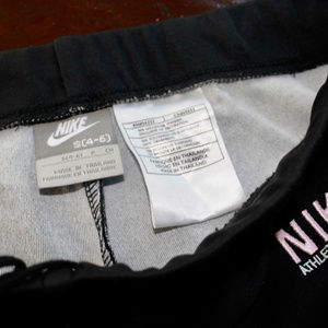 Nike Capris, EUC Size S (4/6)